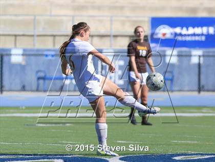 Thumbnail 2 in Mission Hills vs. Serra (CIF SDS D3 Final) photogallery.