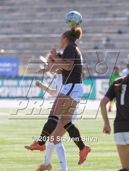 Thumbnail 1 in Mission Hills vs. Serra (CIF SDS D3 Final) photogallery.