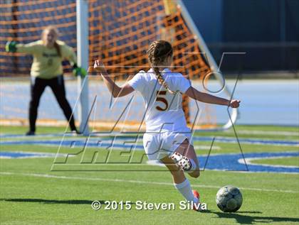 Thumbnail 1 in Mission Hills vs. Serra (CIF SDS D3 Final) photogallery.