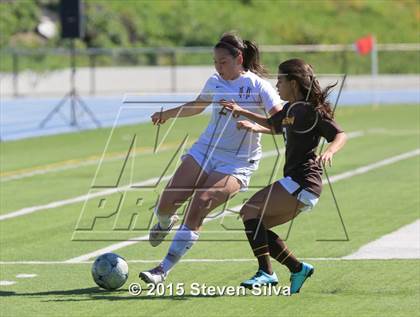Thumbnail 2 in Mission Hills vs. Serra (CIF SDS D3 Final) photogallery.