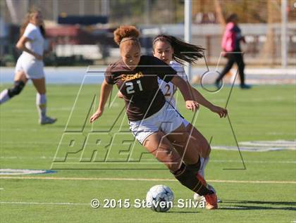 Thumbnail 1 in Mission Hills vs. Serra (CIF SDS D3 Final) photogallery.