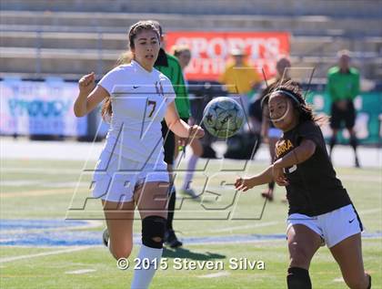 Thumbnail 1 in Mission Hills vs. Serra (CIF SDS D3 Final) photogallery.