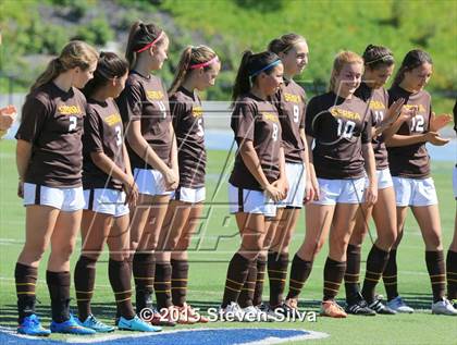 Thumbnail 1 in Mission Hills vs. Serra (CIF SDS D3 Final) photogallery.