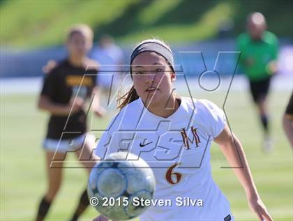 Thumbnail 3 in Mission Hills vs. Serra (CIF SDS D3 Final) photogallery.