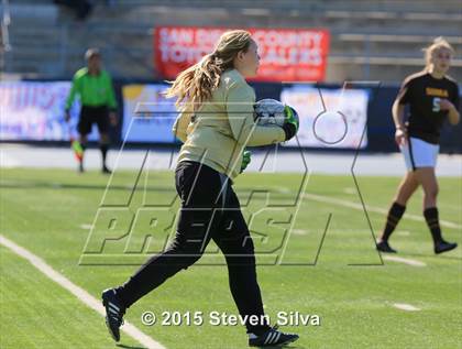 Thumbnail 3 in Mission Hills vs. Serra (CIF SDS D3 Final) photogallery.