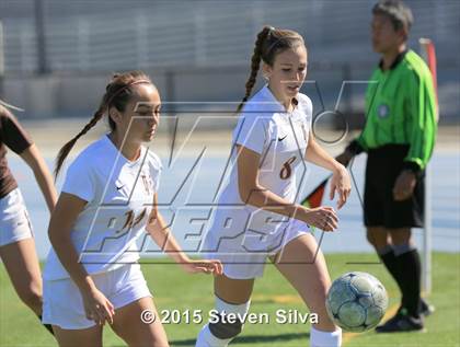 Thumbnail 3 in Mission Hills vs. Serra (CIF SDS D3 Final) photogallery.