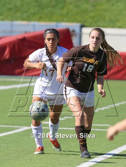 Thumbnail 2 in Mission Hills vs. Serra (CIF SDS D3 Final) photogallery.