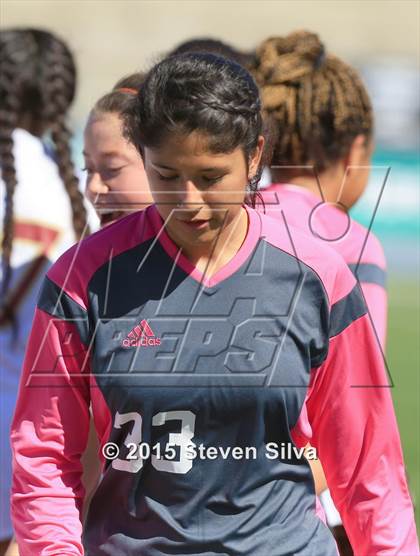 Thumbnail 2 in Mission Hills vs. Serra (CIF SDS D3 Final) photogallery.