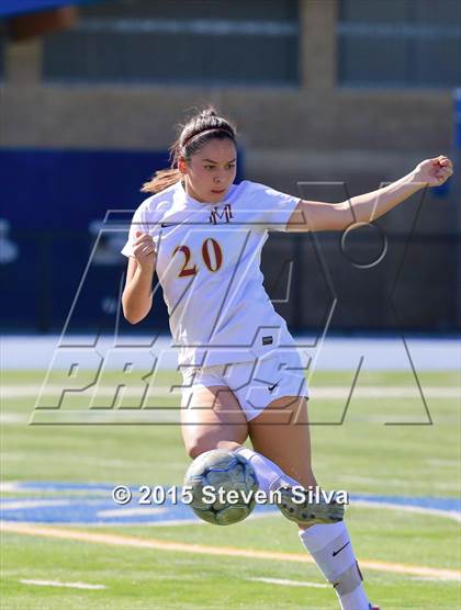 Thumbnail 1 in Mission Hills vs. Serra (CIF SDS D3 Final) photogallery.