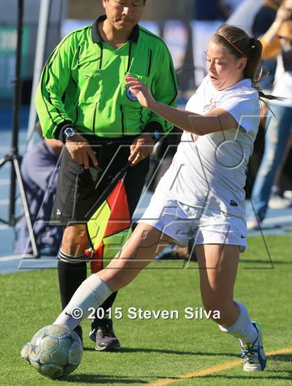 Thumbnail 2 in Mission Hills vs. Serra (CIF SDS D3 Final) photogallery.