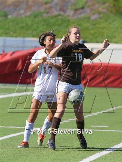 Thumbnail 3 in Mission Hills vs. Serra (CIF SDS D3 Final) photogallery.