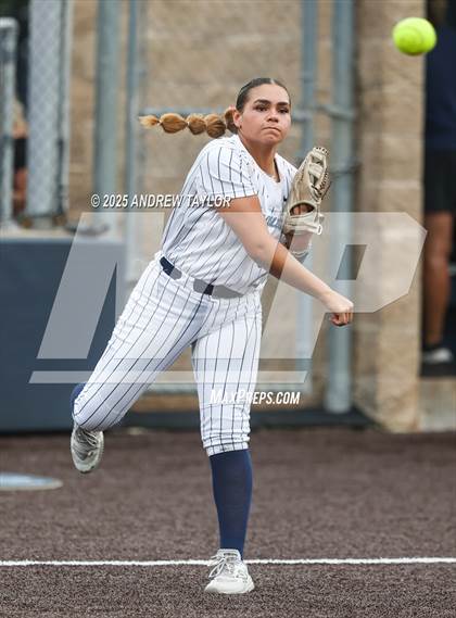 Thumbnail 3 in Jordan vs. Kingwood (UIL Softball 6A Regional Semi-Final Playoff) photogallery.