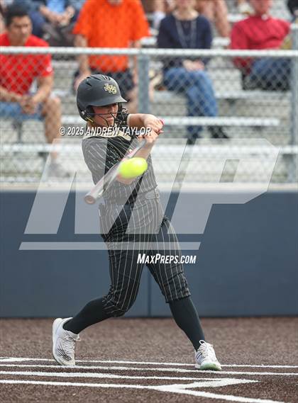 Thumbnail 1 in Jordan vs. Kingwood (UIL Softball 6A Regional Semi-Final Playoff) photogallery.