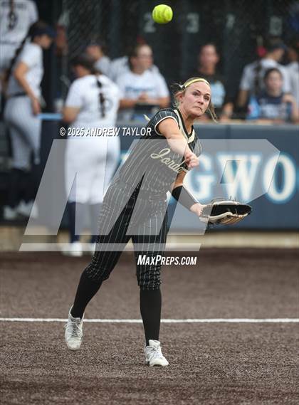 Thumbnail 1 in Jordan vs. Kingwood (UIL Softball 6A Regional Semi-Final Playoff) photogallery.
