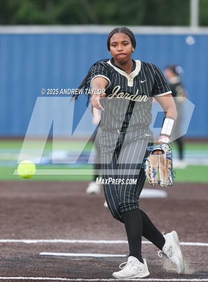 Thumbnail 2 in Jordan vs. Kingwood (UIL Softball 6A Regional Semi-Final Playoff) photogallery.