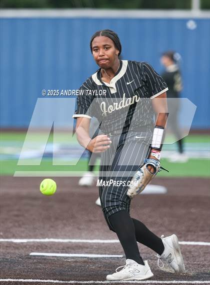 Thumbnail 3 in Jordan vs. Kingwood (UIL Softball 6A Regional Semi-Final Playoff) photogallery.