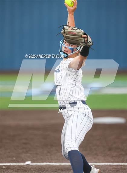 Thumbnail 1 in Jordan vs. Kingwood (UIL Softball 6A Regional Semi-Final Playoff) photogallery.