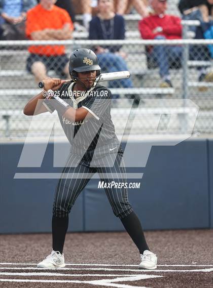 Thumbnail 3 in Jordan vs. Kingwood (UIL Softball 6A Regional Semi-Final Playoff) photogallery.