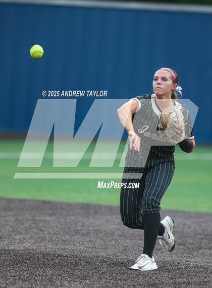 Thumbnail 2 in Jordan vs. Kingwood (UIL Softball 6A Regional Semi-Final Playoff) photogallery.