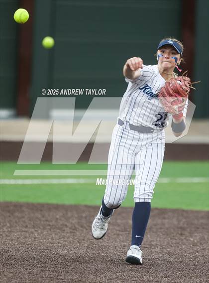 Thumbnail 3 in Jordan vs. Kingwood (UIL Softball 6A Regional Semi-Final Playoff) photogallery.