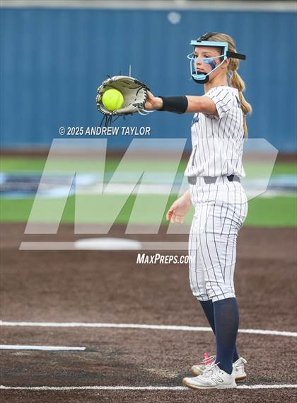 Thumbnail 3 in Jordan vs. Kingwood (UIL Softball 6A Regional Semi-Final Playoff) photogallery.