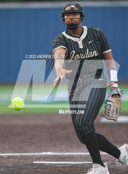 Thumbnail 1 in Jordan vs. Kingwood (UIL Softball 6A Regional Semi-Final Playoff) photogallery.