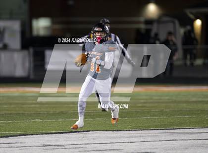 Thumbnail 3 in Parkersburg South vs. Martinsburg (WVSSAC 4A Quarterfinal) photogallery.