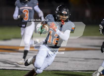 Thumbnail 2 in Parkersburg South vs. Martinsburg (WVSSAC 4A Quarterfinal) photogallery.