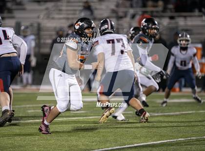 Thumbnail 3 in Parkersburg South vs. Martinsburg (WVSSAC 4A Quarterfinal) photogallery.