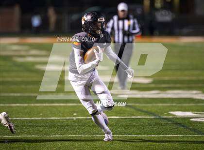 Thumbnail 1 in Parkersburg South vs. Martinsburg (WVSSAC 4A Quarterfinal) photogallery.