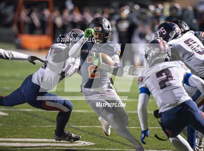 Thumbnail 3 in Parkersburg South vs. Martinsburg (WVSSAC 4A Quarterfinal) photogallery.