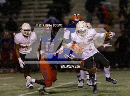 Thumbnail 2 in Eastside Catholic @ Rainier Beach photogallery.