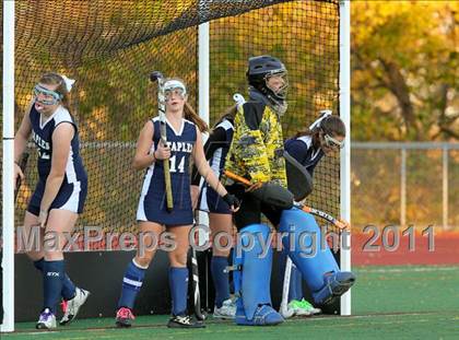 Thumbnail 2 in Wilton vs Staples (FCIAC Championship) photogallery.