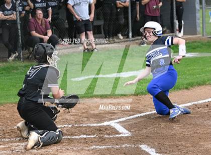 Thumbnail 1 in  Jessieville vs Dover (3A-4 District 1st round) photogallery.