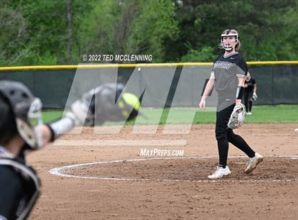 Thumbnail 2 in  Jessieville vs Dover (3A-4 District 1st round) photogallery.