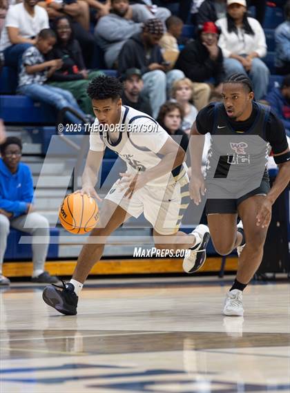 Thumbnail 2 in Whites Creek @ Pope John Paul II photogallery.