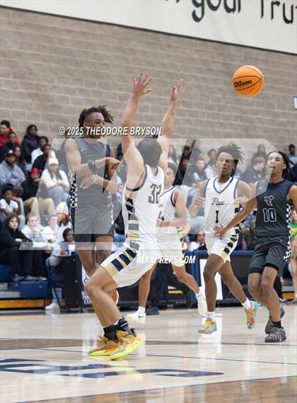 Thumbnail 1 in Whites Creek @ Pope John Paul II photogallery.