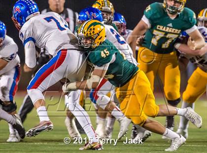 Thumbnail 2 in Edison vs. Los Alamitos photogallery.
