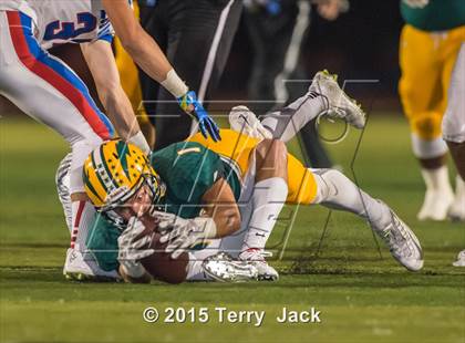 Thumbnail 3 in Edison vs. Los Alamitos photogallery.