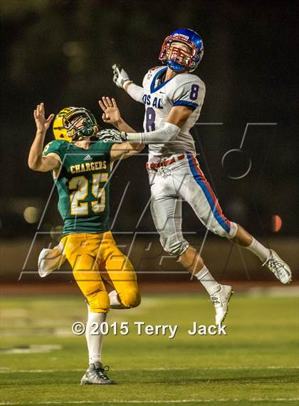 Thumbnail 2 in Edison vs. Los Alamitos photogallery.