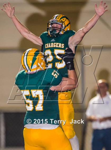 Thumbnail 3 in Edison vs. Los Alamitos photogallery.