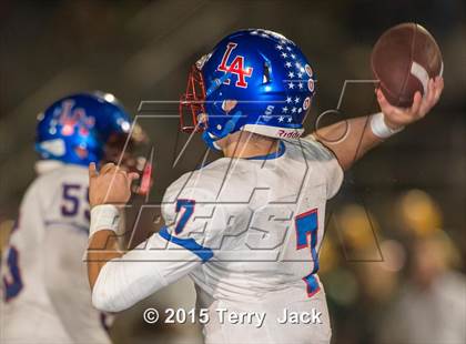 Thumbnail 2 in Edison vs. Los Alamitos photogallery.