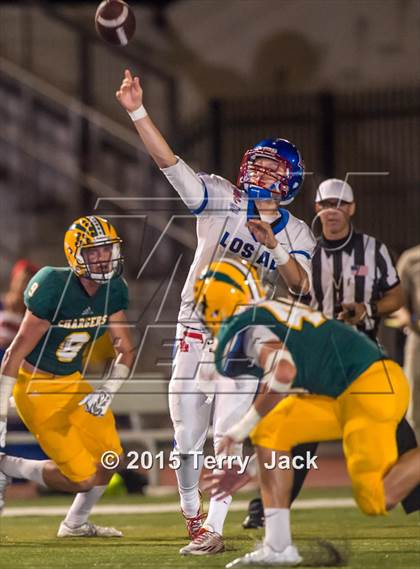 Thumbnail 2 in Edison vs. Los Alamitos photogallery.