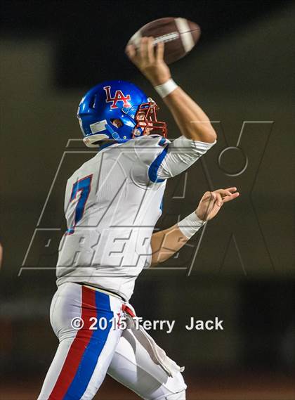 Thumbnail 2 in Edison vs. Los Alamitos photogallery.
