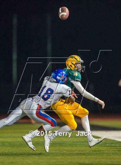 Thumbnail 1 in Edison vs. Los Alamitos photogallery.