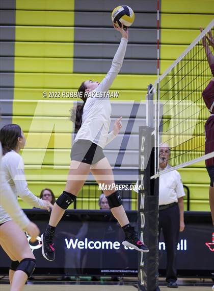 Thumbnail 1 in JV - Red Oak vs Crandall photogallery.