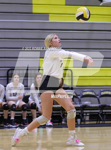 Thumbnail 3 in JV - Red Oak vs Crandall photogallery.