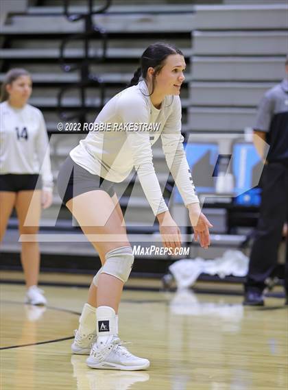 Thumbnail 3 in JV - Red Oak vs Crandall photogallery.
