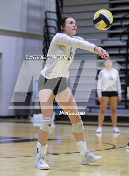 Thumbnail 2 in JV - Red Oak vs Crandall photogallery.