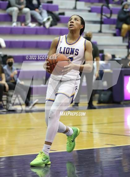 Thumbnail 3 in Princeton vs. Gahanna Lincoln (OGBR Classic in the City) photogallery.